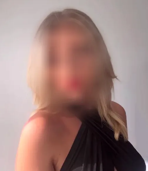 Alba, 32 anni
