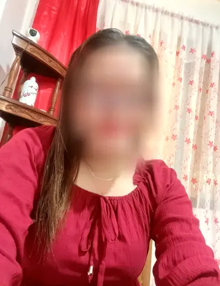 Veronica, 38 anni